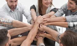 Увеличиваем штат сотрудников - Медицинские центры, поликлиники